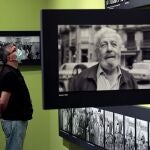 El fotógrafo Jose García Poveda (El Flaco) presenta en el Museo Valenciano de la Ilustración y la Modernidad (MUVIM) la exposición "Berlanga per El Flaco