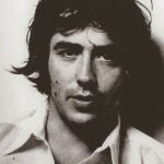 Joan Manuel Serrat publicó «Mediterráneo» en 1971, cuando tenía solo 27 años