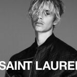 Romeo Beckham, imagen de la firma Saint Laurent