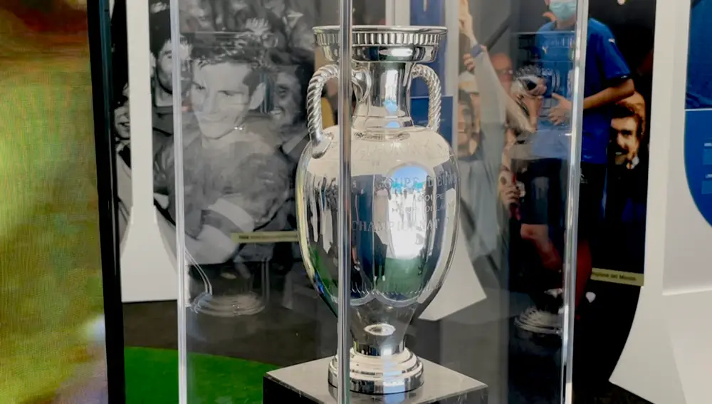 Copa Henry Delaunay, expuesta en el Museo de la terraza del Pincio en Roma