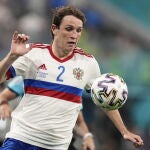 Mario Fernandes, en el partido que disputó contra Bélgica en esta Eurocopa.