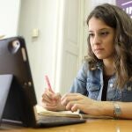 La vicepresidenta primera del Parlament y diputada de Unidas Podemos, Gloria Santiago.