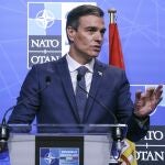 El presidente del Gobierno, Pedro Sánchez en rueda de prensa en la cumbre de la OTAN