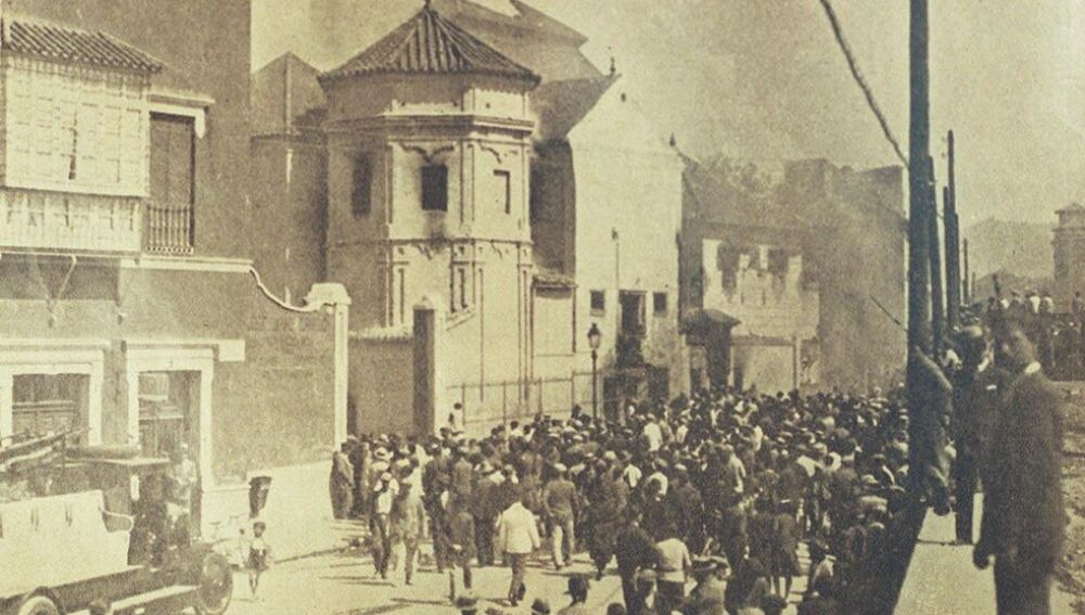 Quema de conventos en Málaga