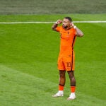 Memphis Depay celebrando un gol con Países Bajos
