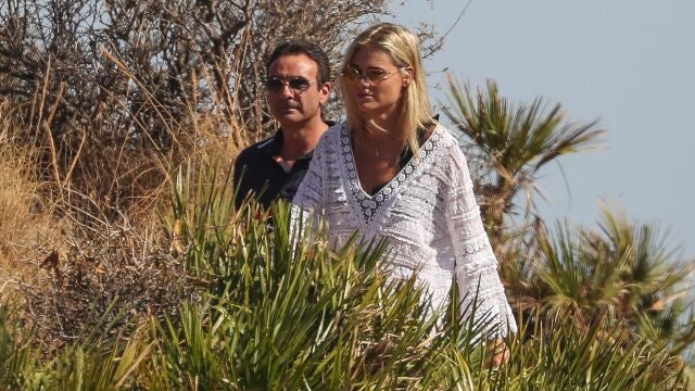 Enrique Ponce y Ana Soria