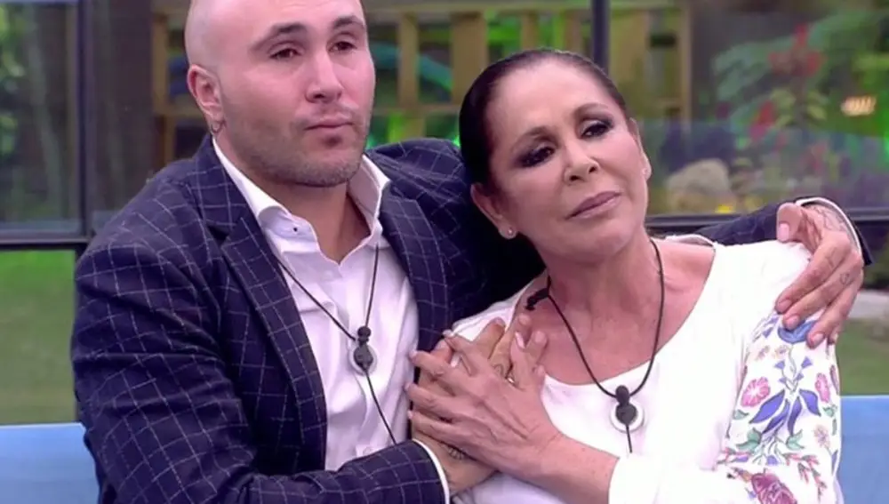 Isabel Pantoja y Kiko Rivera durante la emisión de “GH Dúo”