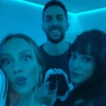 Aitana y Ester Expósito junto a David Broncano