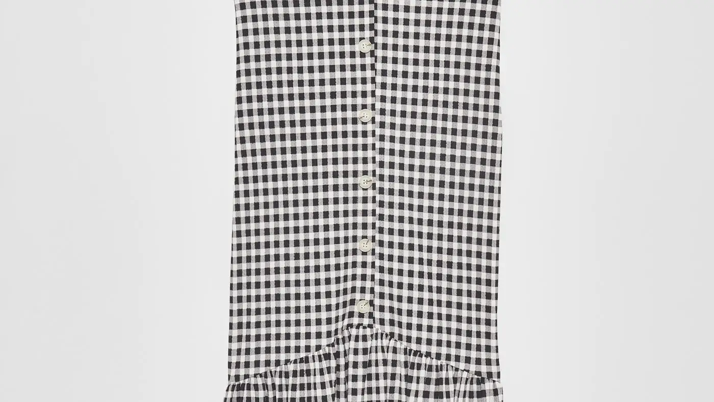 Vestido textura volantes de Sfera