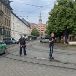 Agentes vigilan la zona tras el atentado perpetrado por el presunto yihadista FE/EPA/NEWS5/ BAUERNFEIND