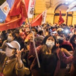26 June 2021, Peru, Lima: Supporters of the left-wing presidential candidate Castillo take part in a demonstration. Photo: Adrian Portugal/dpa26/06/2021 ONLY FOR USE IN SPAIN