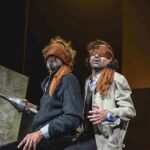 Episodios como los molinos de viento, los galeotes o la cueva de Montesinos adquieren en nuestra propuesta una nueva perspectiva en la obra "Don Quijote somos todos"