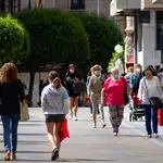 Vallisoletanos usando mayoritariamente mascarilla en exteriores
