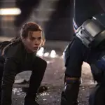 Scarlett Johansson se viste de superheroína y protagoniza "Viuda Negra", película que supone la vuelta del universo Marvel a la gran pantalla