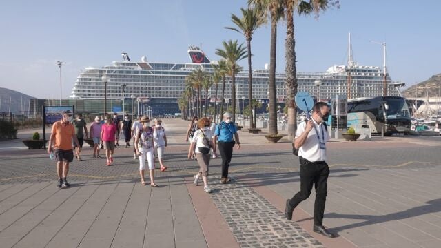 El “Mein Schiff 2” vuelve a recalar en Cartagena