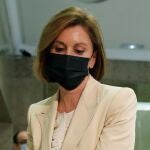 La ex secretaria general del PP y expresidenta de Castilla-La Mancha, María Dolores de Cospedal, a su llegada a la comisión parlamentaria que investiga la presunta trama parapolicial para espiar al extesorero del PP Luis Bárcenas en el Congreso.