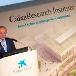El presidente de la Fundación La Caixa, Isidre Fainé interviene este jueves durante la presentación del proyecto