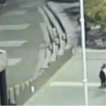 Captura del vídeo en el que se demuestra la violencia con la que atacaron al joven Samuel