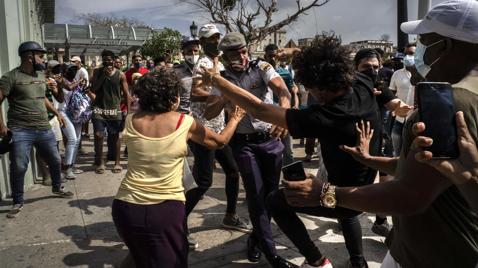 La muerte del manifestante de 36 años en una protesta en las inmediaciones de una comisaría del municipio de Arroyo Naranjo no es considerada «represión» por el régimen cubano. AP
