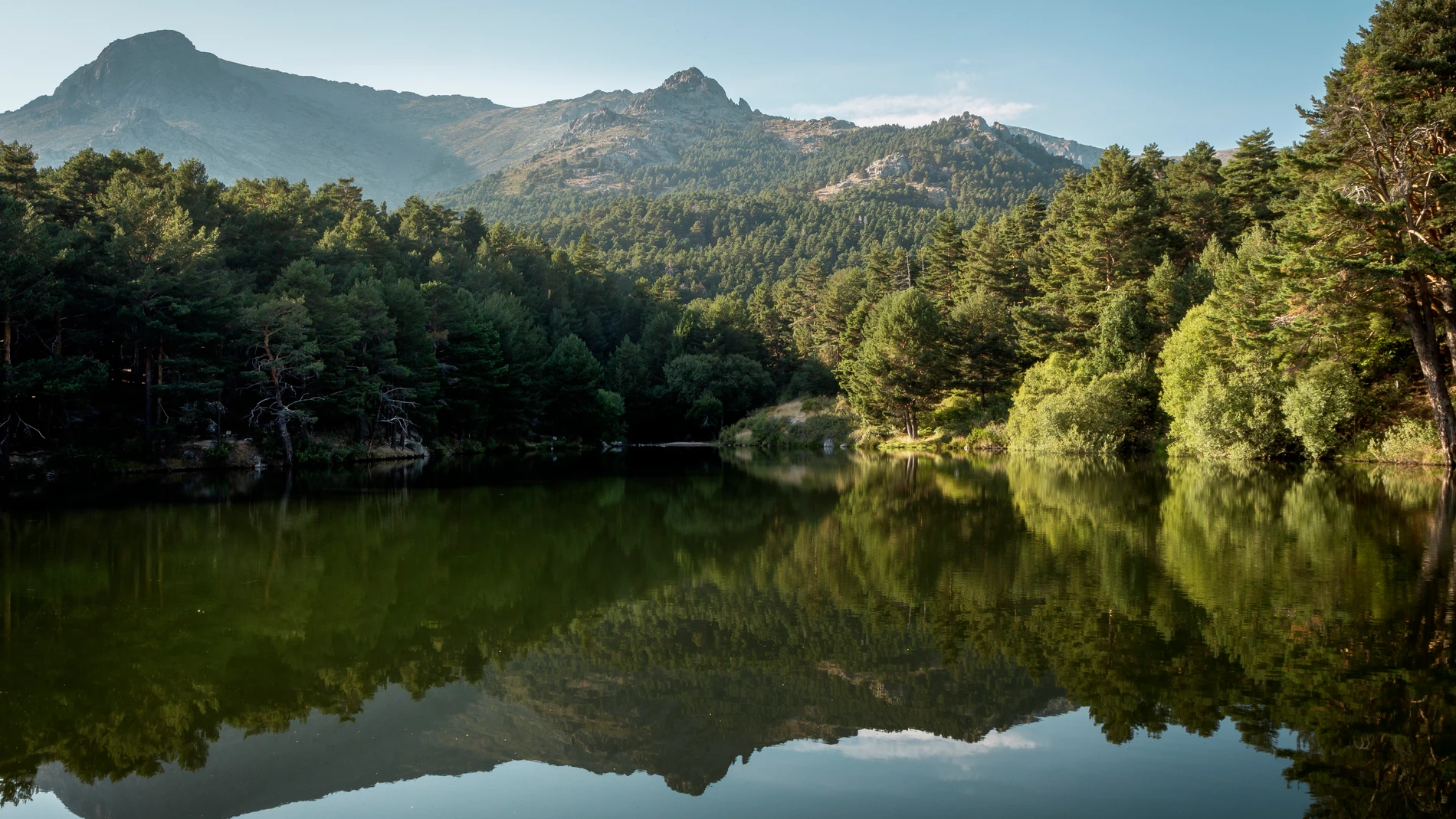 Panorámica del río Guadarrama a su paso por la Comunidad de Madrid
