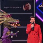 Mask Singer, Dragona antes de ser desenmascarada