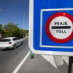 Cartel de peaje en una autopista