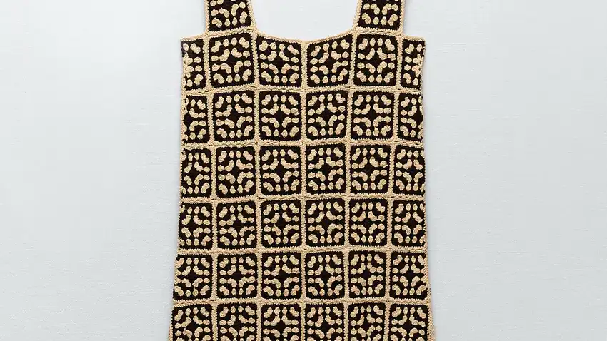 Vestido punto y crochet.