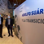 El vicepresidente, portavoz y consejero de Transparencia, Ordenación del Territorio y Acción Exterior, Francisco Igea, se reúne con el alcalde de Cebreros, Pedro José Muñoz, en esta localidad abulense, donde visitó el museo Adolfo Suárez y la Transición y la casa natal del presidente Adolfo Suárez