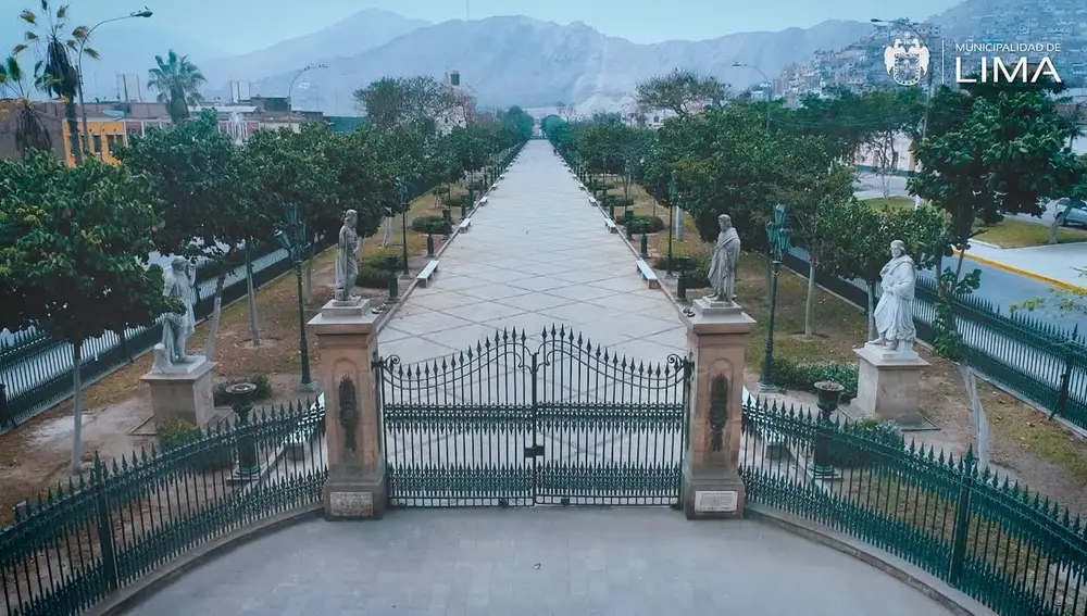 Alameda de los descalzos en Lima