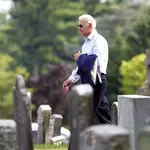 Si Biden no pudiera terminar su mandato, Kamila Harris, actual vicepresidenta, se convertiría en la líder de los Estados Unidos hasta la celebración de nuevos comicios, de acuerdo con la 25 enmienda. AP