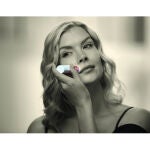 Ejemplo de cómo se utiliza la depiladora facial