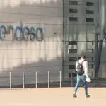 Endesa pide reformar la tarifa de la luz tras ganar un 26% menos