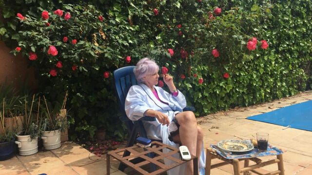 La escritora Tina Díaz asegura que nunca podrá agradecer toda la libertad que ha tenido desde pequeña