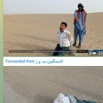 Imágenes difundidas por Daesh del asesinato de un policía afgano