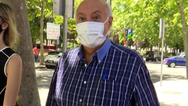 José Luis Moreno saliendo de los juzgados acompañado de su abogada, a 4 de agosto de 2021