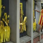 Lazos amarillos durante la manifestación independentista convocada por la ANC con motivo de la Diada del 11 de septiembre.
