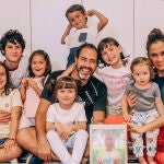 Verdeliss, su marido y sus siete hijos.