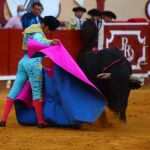 Morante a la verónica en el tercero