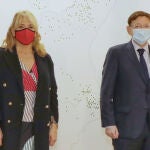 Jeanette Segarra y el presidente de la Generalitat, Ximo Puig