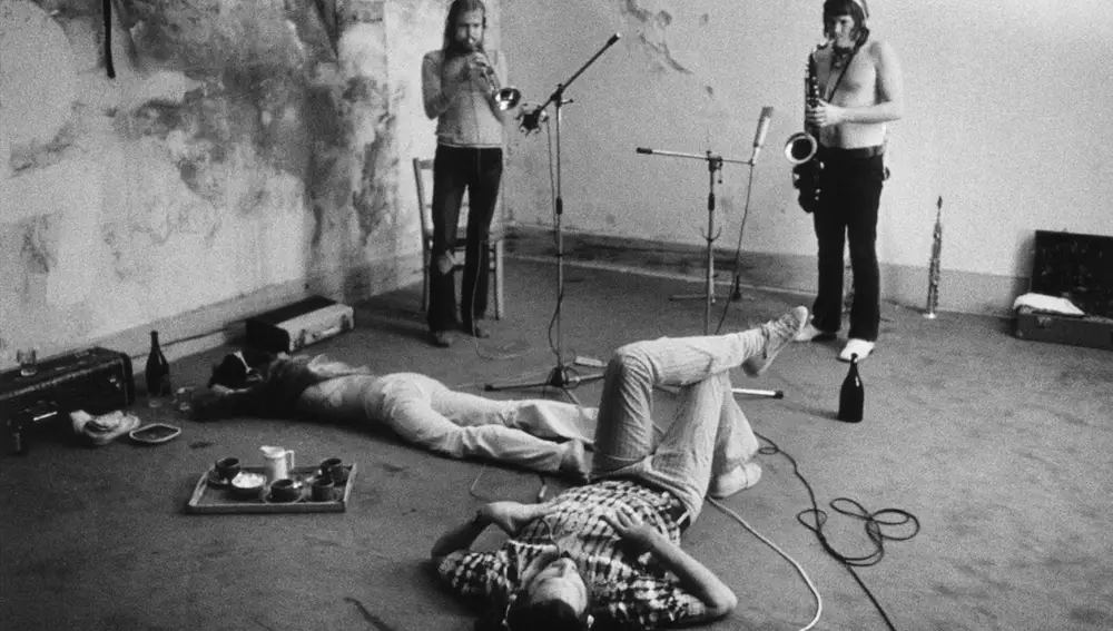 En un sótano plagado de excesos, la banda grabó uno de sus mejores discos