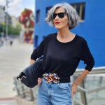 Carmen Gimeno con el cinturón de Zara que necesitamos en nuestro armario.