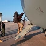Un tercer avión A400 medicalizado partió ayer desde la base aérea de Torrejón de Ardoz (Madrid)