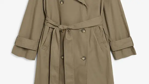 Gabardina amplia en color verde khakhi, de Monki