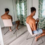 Rubén consulta su perfil de OnlyFans