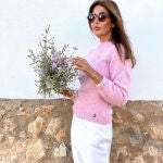 Pilar de Arce deslumbra con este look perfecto para los días fresquitos de septiembre.