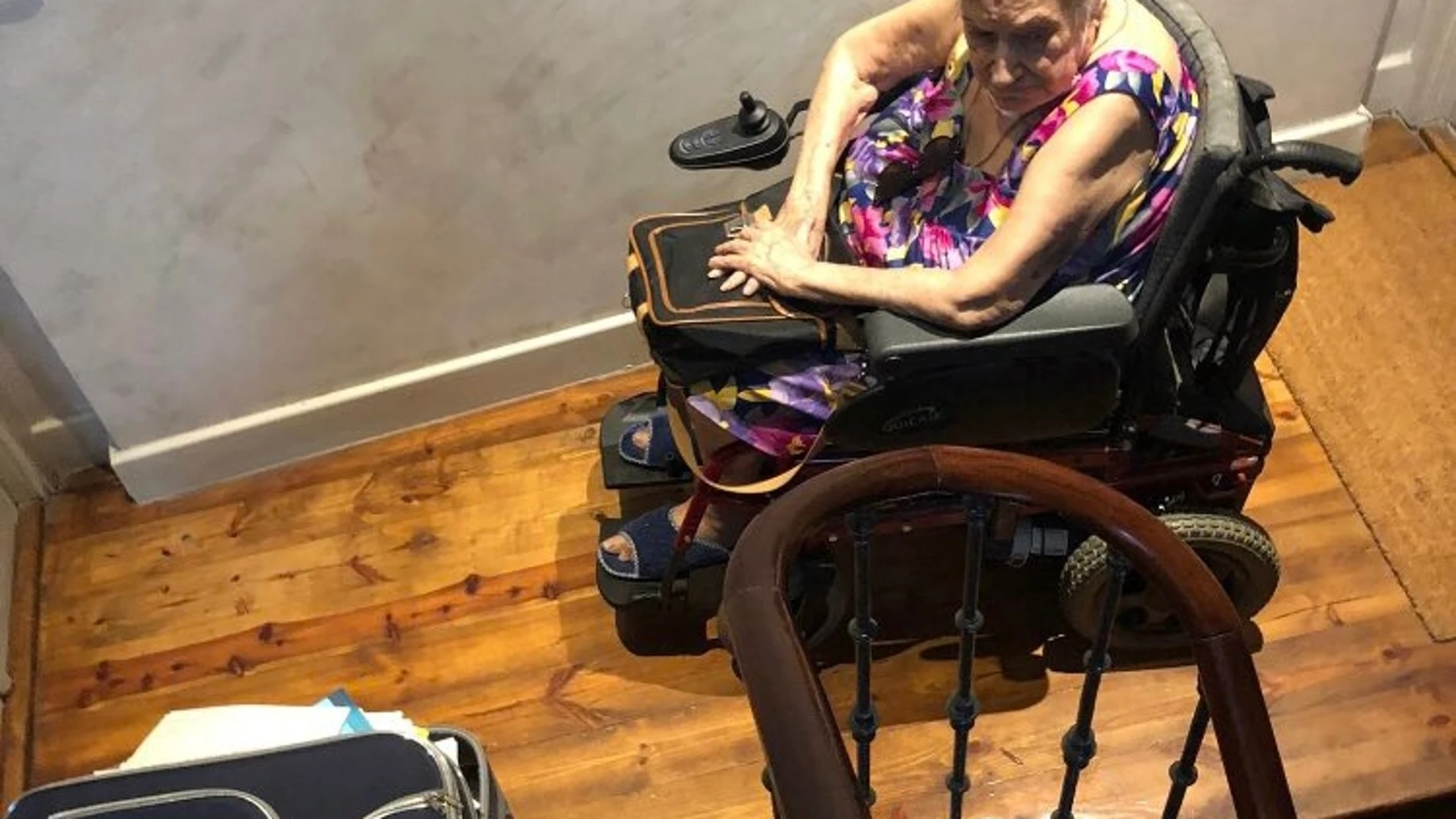 Carmen, cuyo piso ha sido ocupado por su cuidadora