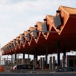 Cabinas de pago de una autopista de peaje