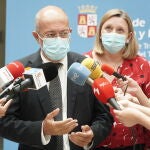 El vicepresidente Francisco Igea y la consejera Isabel Blanco valoran la situación de los refugiados afganos