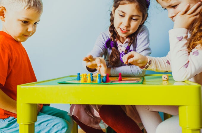 Niños jugando