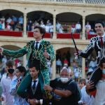 Roca Rey y Pablo Aguado salen a hombros en la Goyesca de Ronda